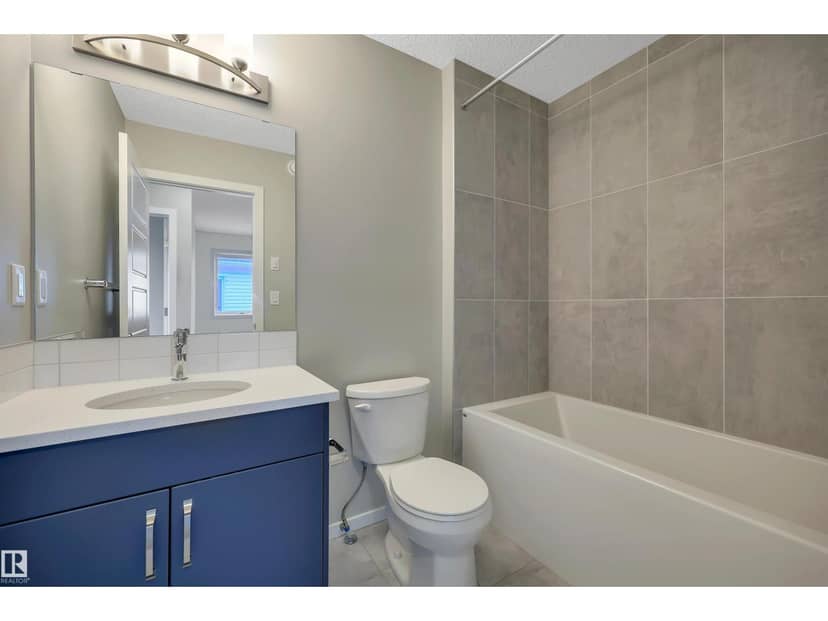 20503 21 AV NW — photo 18 of 26