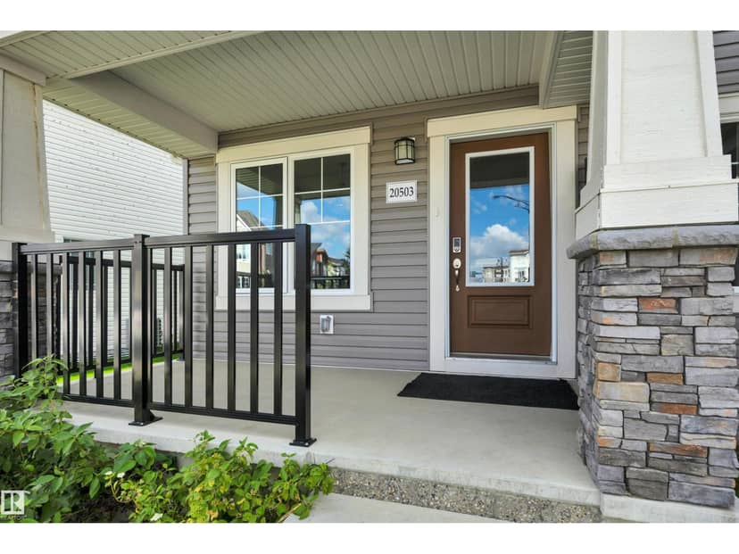 20503 21 AV NW, Edmonton, photo 2
