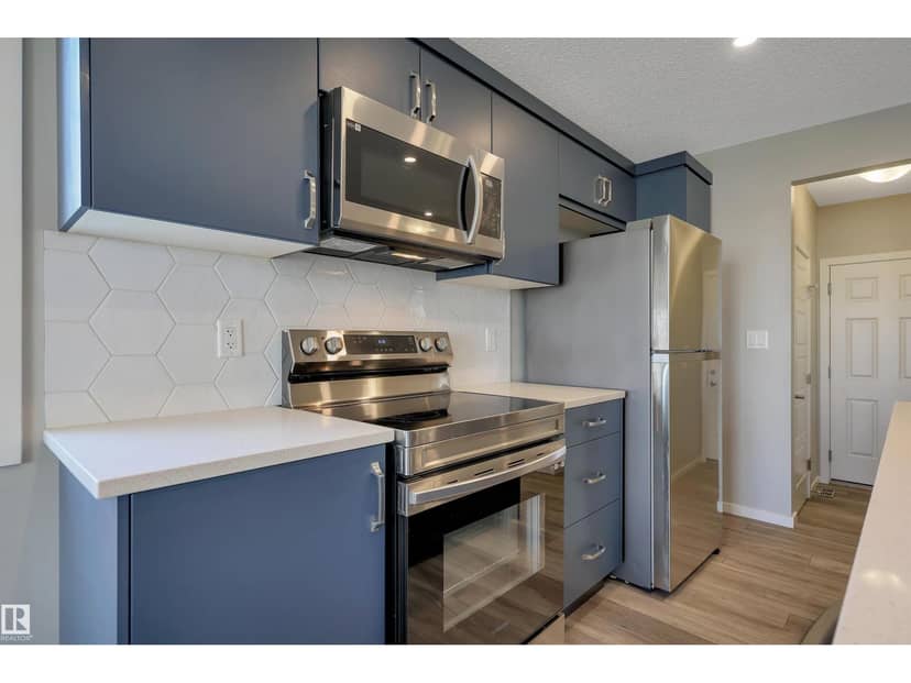 20503 21 AV NW, Edmonton, photo 5