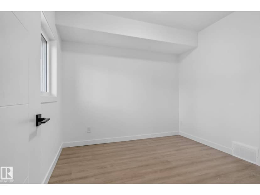#29 130 Hawks Ridge Bv NW — photo 40 of 40