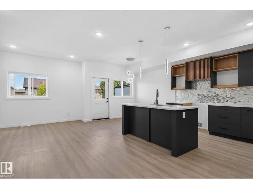 #29 130 Hawks Ridge Bv NW, Edmonton, photo 5