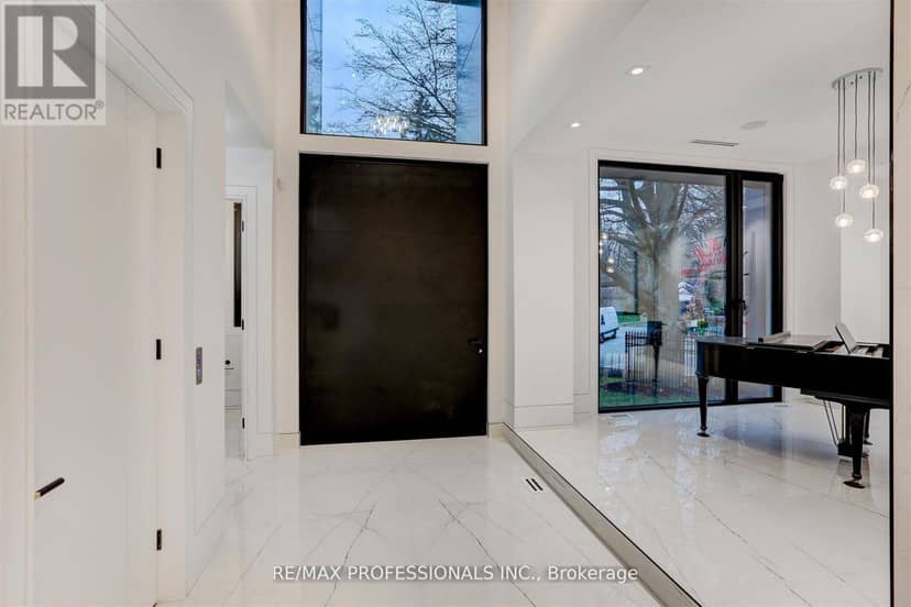 91 Valecrest Drive — photo 3 of 36