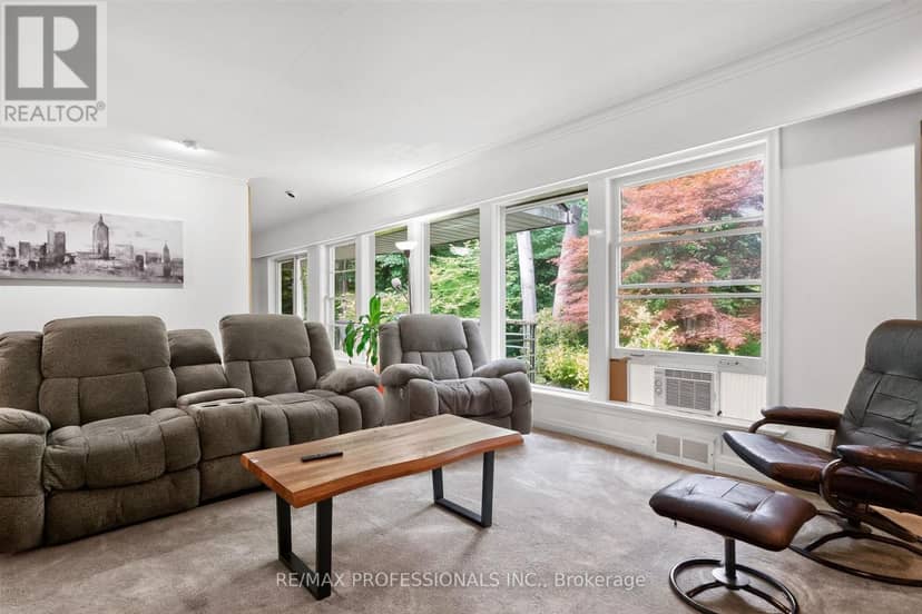 89 Valecrest Drive, Toronto, photo 7