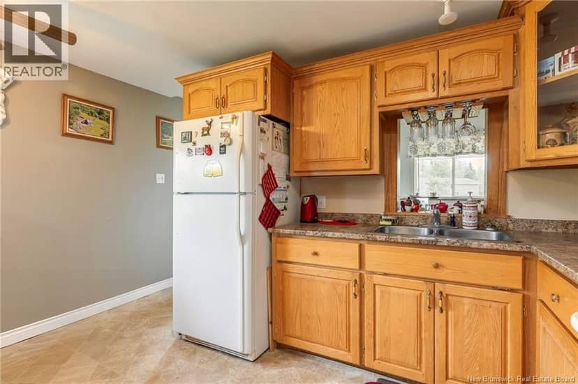 720 Goshen Road — photo 4 of 40