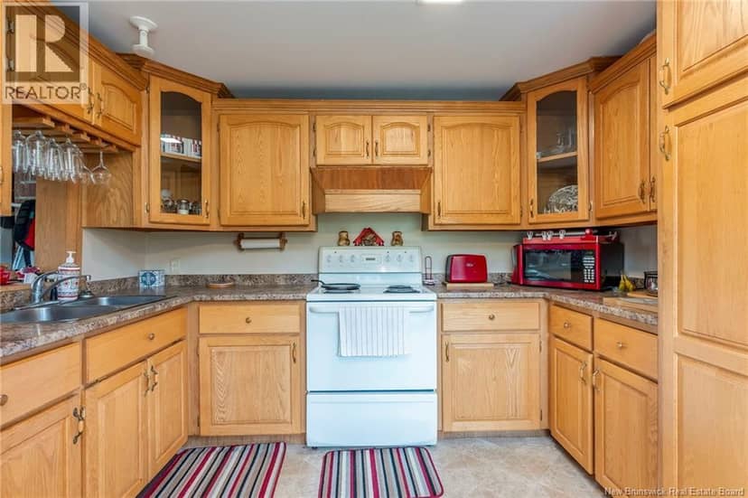 720 Goshen Road — photo 5 of 40