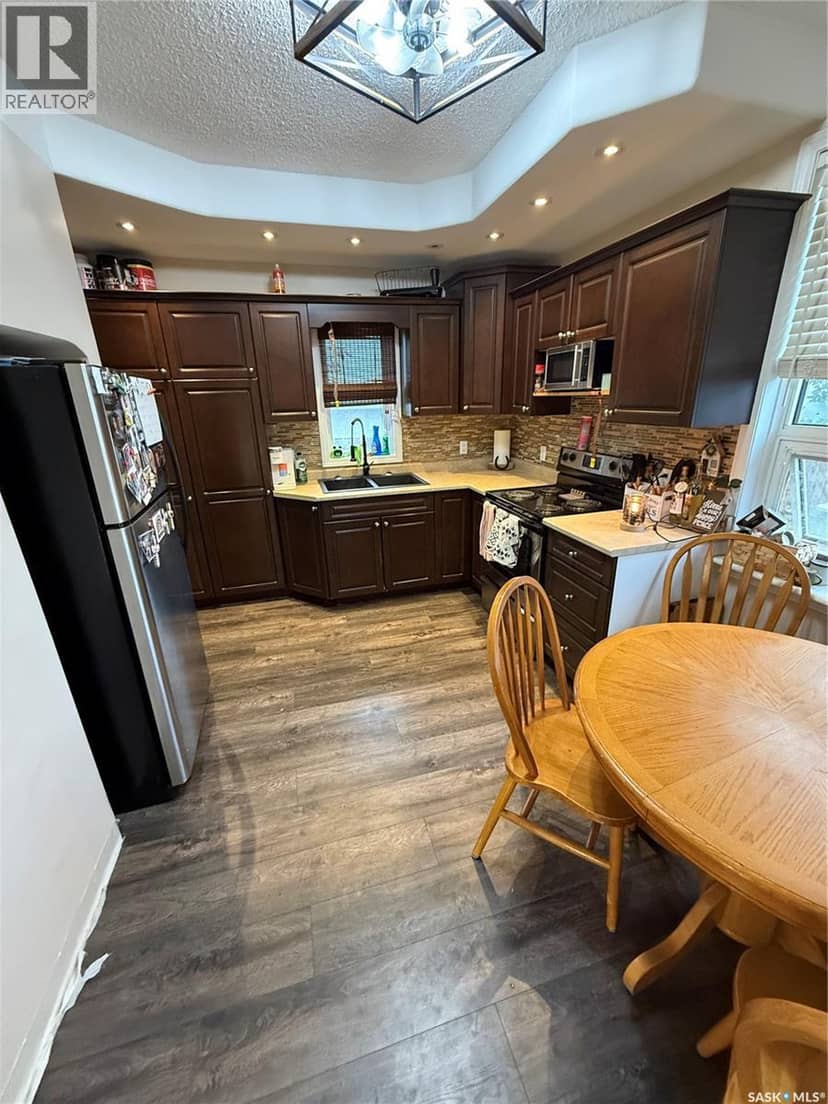 1452 99th STREET, North Battleford, photo 4