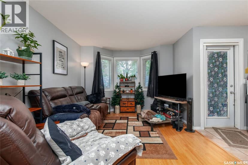 3133 Truesdale Drive — photo 15 of 39