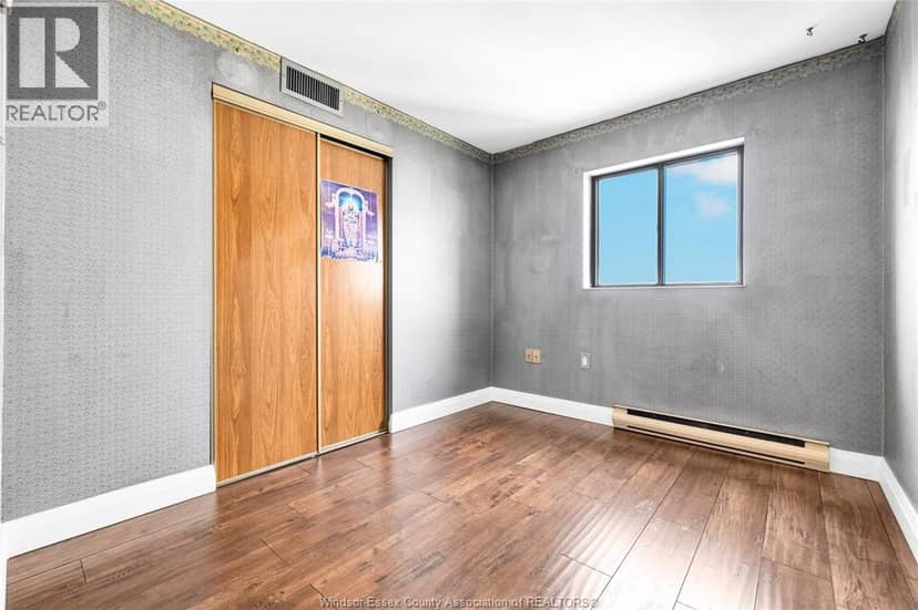 380 PELISSIER Unit# 2502 — photo 35 of 40