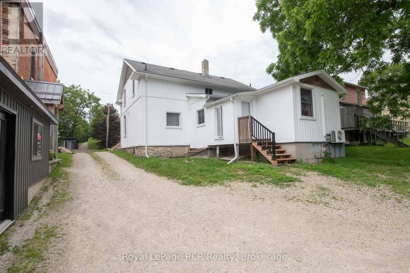A & B & C - 21 Arthur Street West Street W — photo 11 of 16
