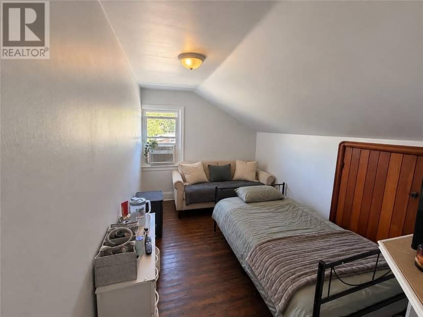 373 Isabel Street — photo 23 of 24