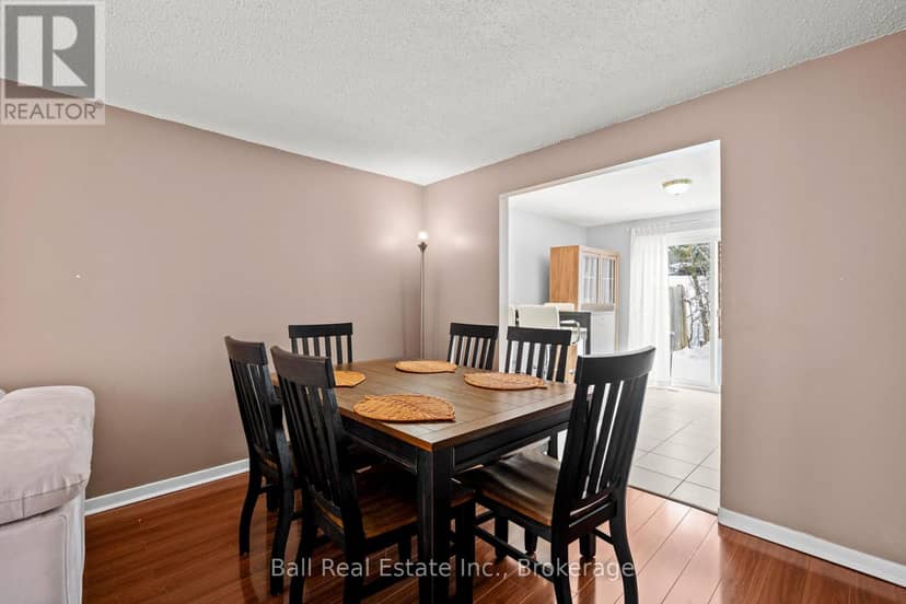 2048 Walker Avenue — photo 14 of 38