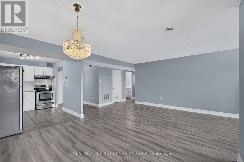203 - 30 Chapman Court — photo 13 of 31