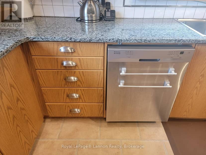40 Hunter Road — photo 12 of 40