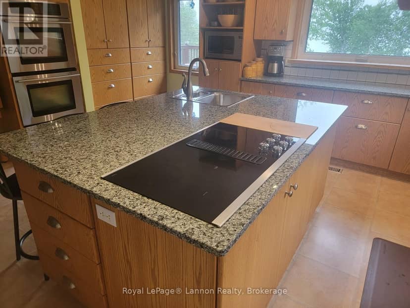 40 Hunter Road — photo 11 of 40