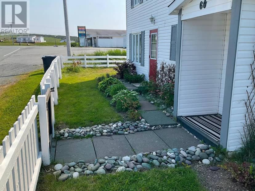 60 Main Road — photo 2 of 13