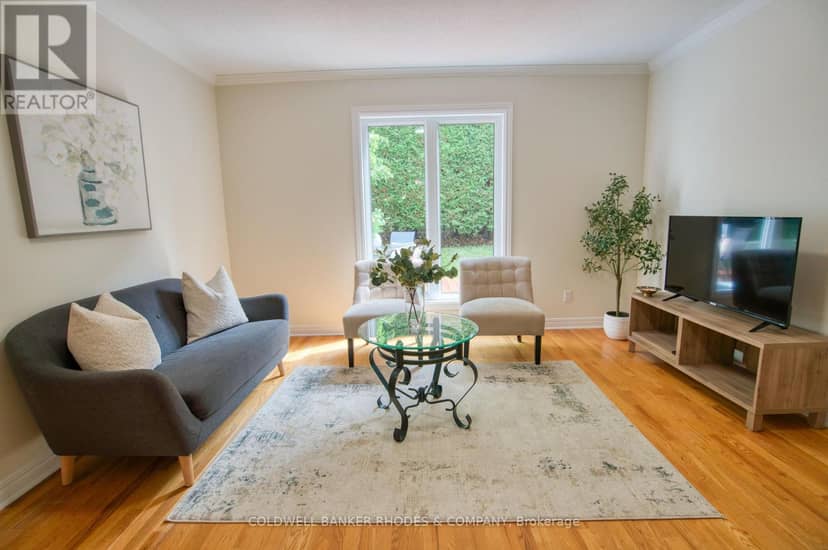 1349 Gaultois Avenue — photo 10 of 40