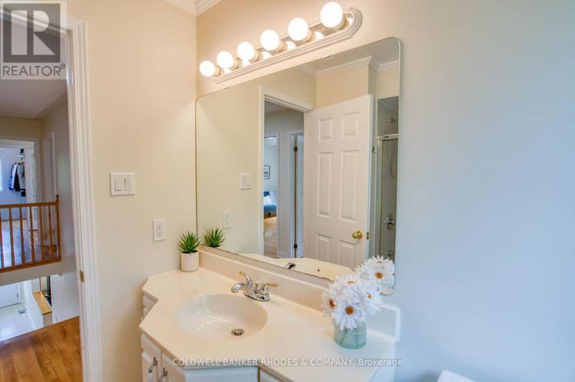 1349 Gaultois Avenue — photo 31 of 40