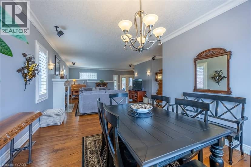 122 DONJON Boulevard — photo 15 of 40