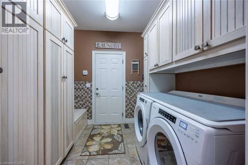 122 DONJON Boulevard — photo 16 of 40