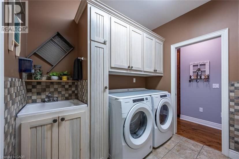 122 DONJON Boulevard — photo 17 of 40