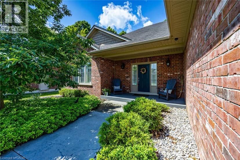122 DONJON Boulevard — photo 4 of 40