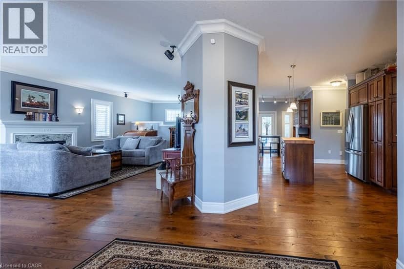 122 DONJON Boulevard — photo 7 of 40