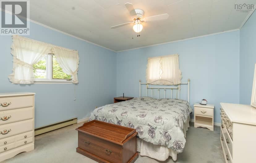 343 Richmond Road — photo 19 of 40