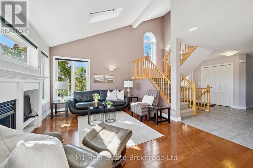 105 Riverwalk Place — photo 10 of 38
