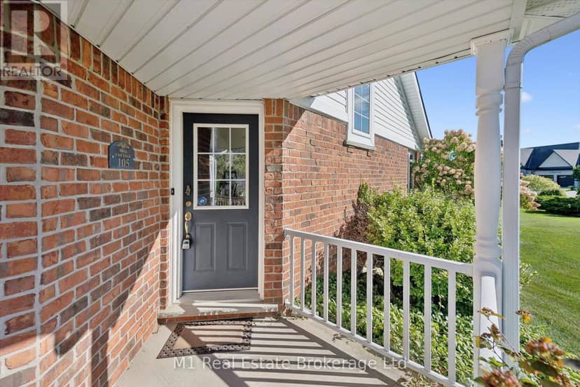 105 Riverwalk Place — photo 4 of 38