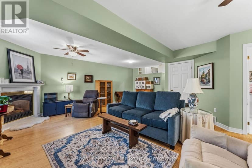 61 Matilda Street — photo 25 of 39