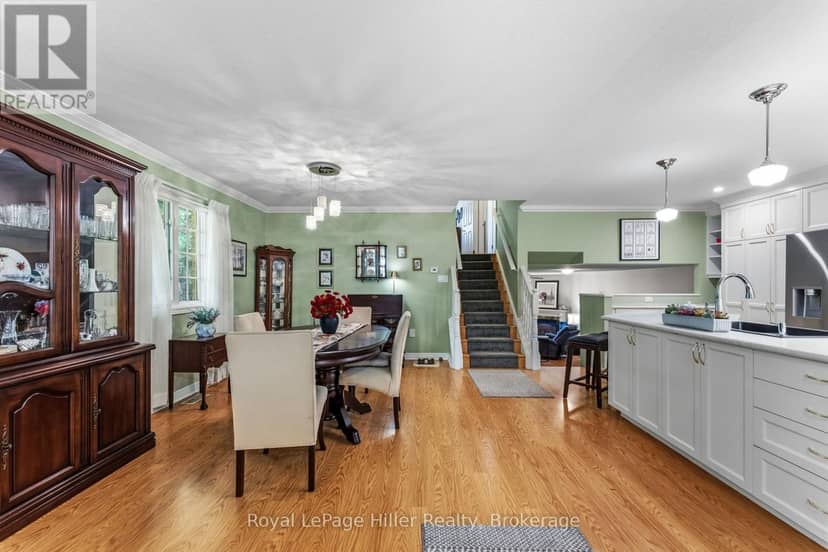 61 Matilda Street — photo 7 of 39