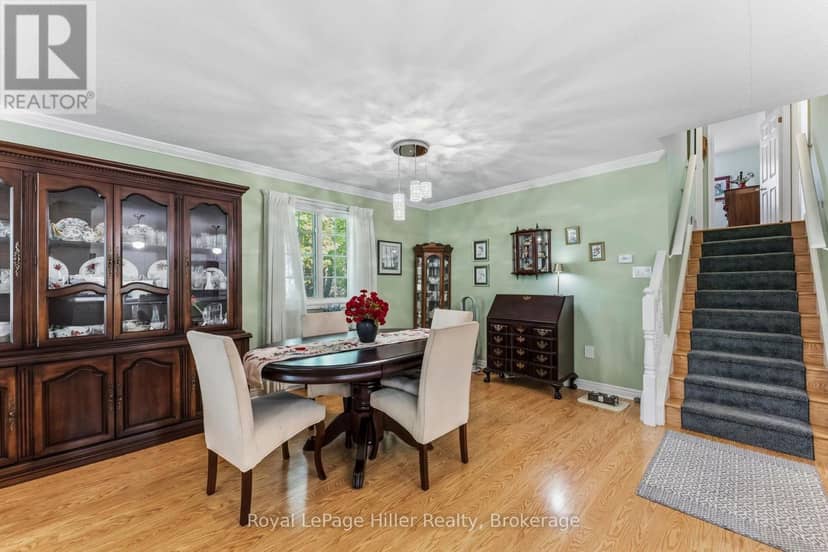 61 Matilda Street — photo 8 of 39