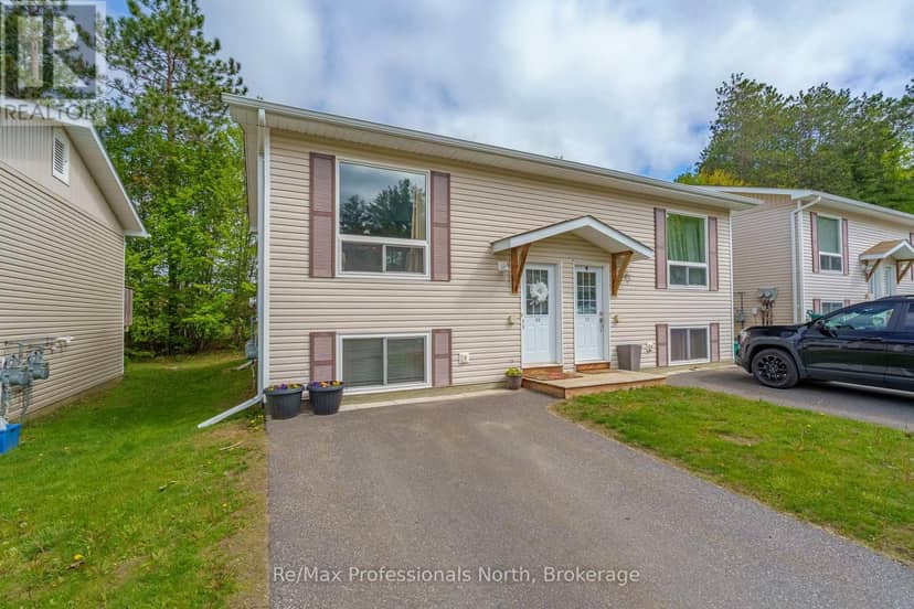 68 - 200 Pine Street, Bracebridge, photo 2