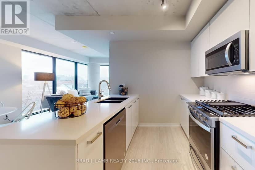 518 - 195 McCaul Street — photo 10 of 40