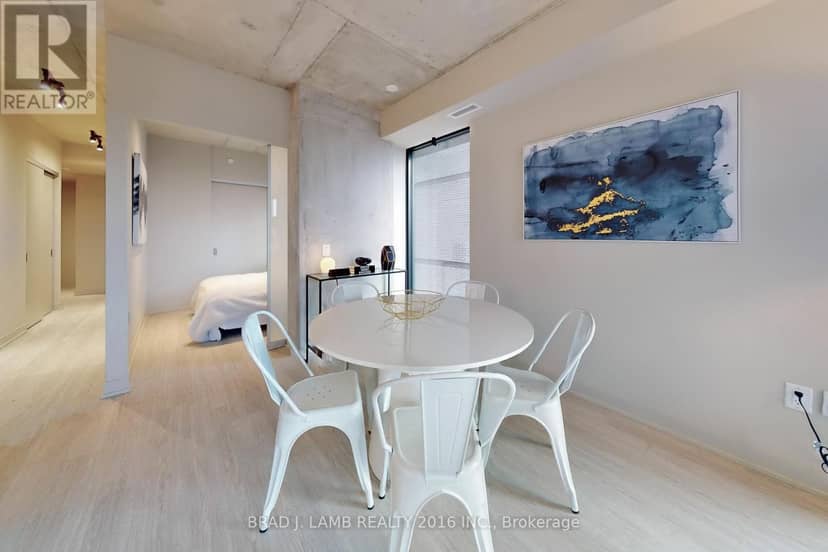 518 - 195 McCaul Street — photo 15 of 40