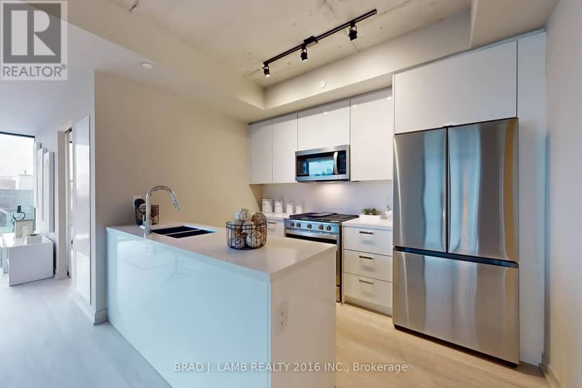 518 - 195 McCaul Street — photo 7 of 40