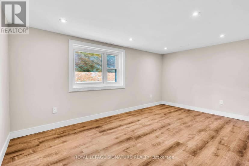 986 Srigley Street — photo 17 of 23