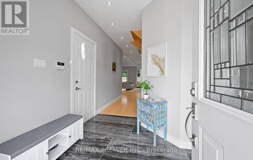 54 Blaydon Lane, Aurora, photo 5