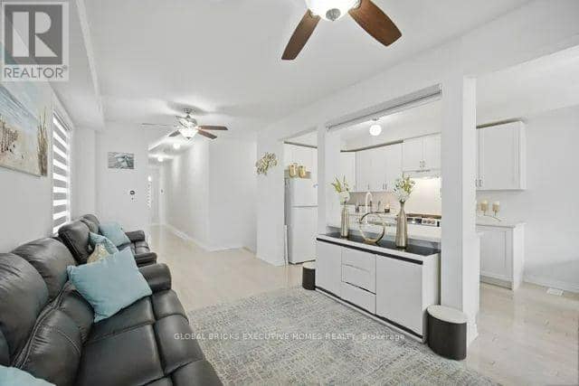 549 Barons Street — photo 11 of 40