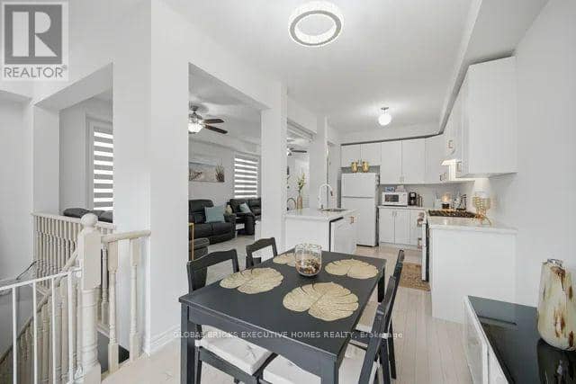 549 Barons Street — photo 17 of 40