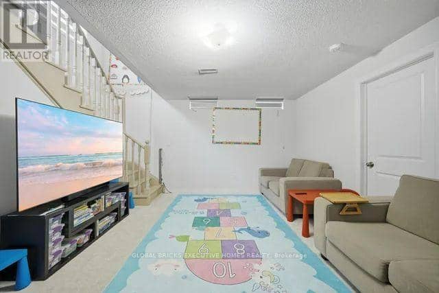 549 Barons Street — photo 40 of 40