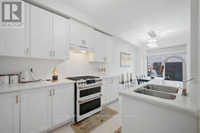 549 Barons Street — photo 14 of 40