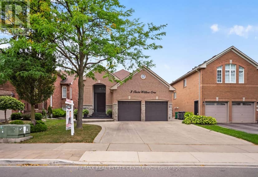 3 Twin Willow Crescent — photo 1 of 31