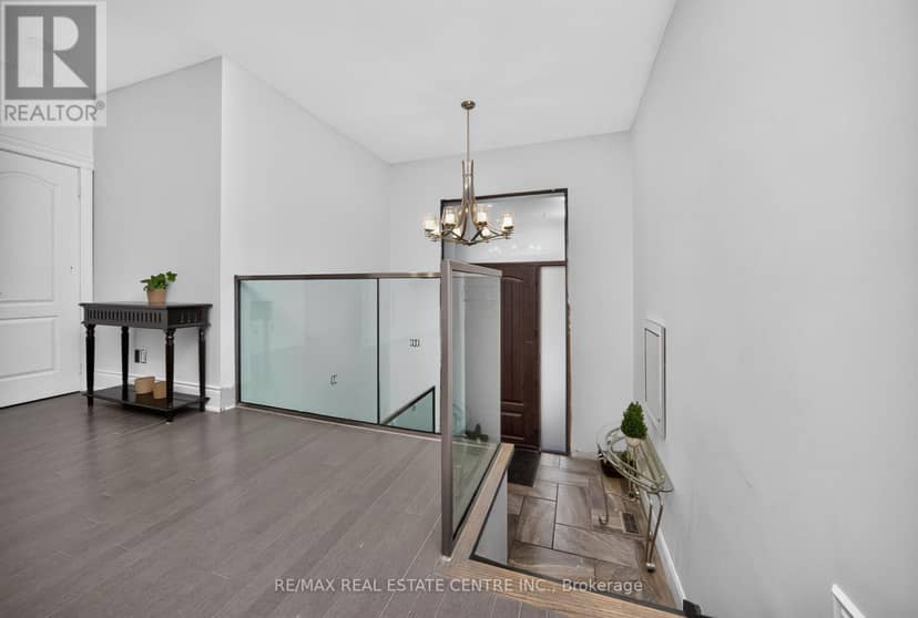 3 Twin Willow Crescent — photo 17 of 31