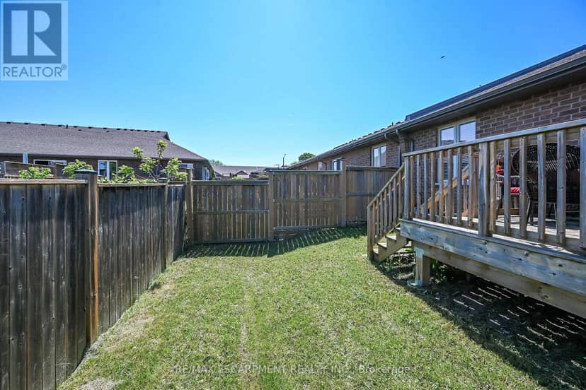 10 Emily Street — photo 40 of 40