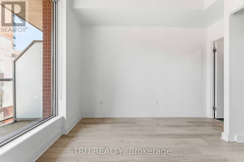 412 - 383 Cumberland Street — photo 17 of 30