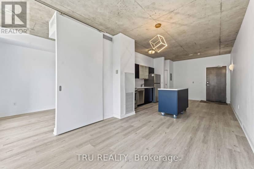 412 - 383 Cumberland Street — photo 13 of 30