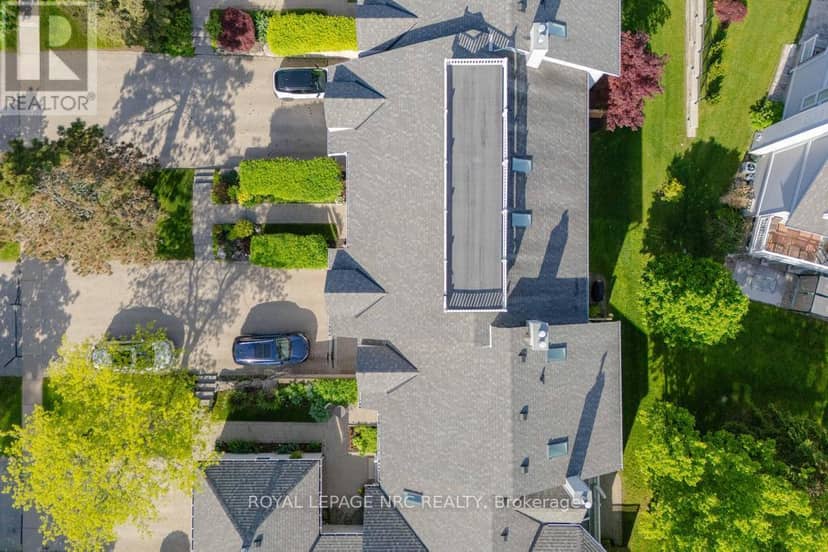 13 - 1 Lakeside Drive — photo 33 of 37