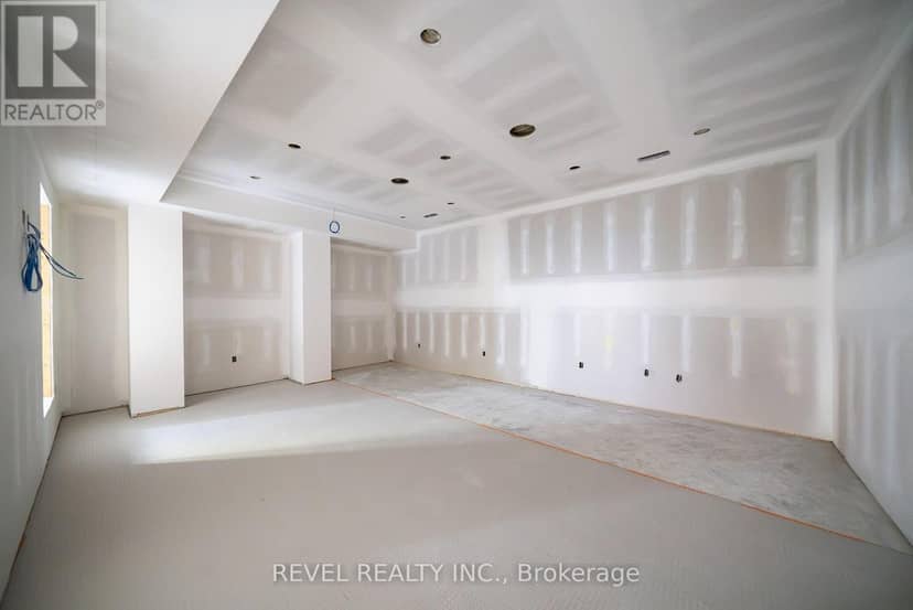 51 Woodhouse Avenue — photo 26 of 40