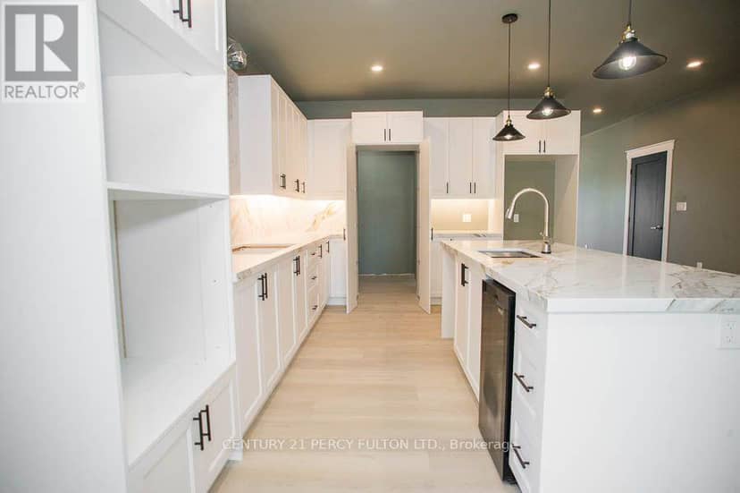7 Scott Drive — photo 10 of 34